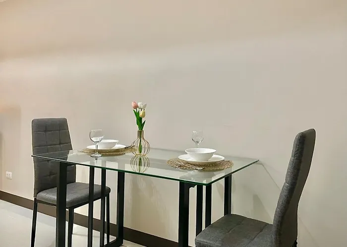 Holiday home Prime Bgc Near Grand Hyatt #upt131q *